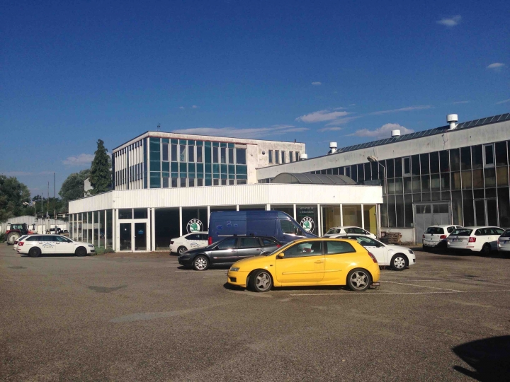 Complex consisting of two Skoda car dealerships, a car service with a repair base, a warehouse and an administrative building – sale from bankruptcy auction